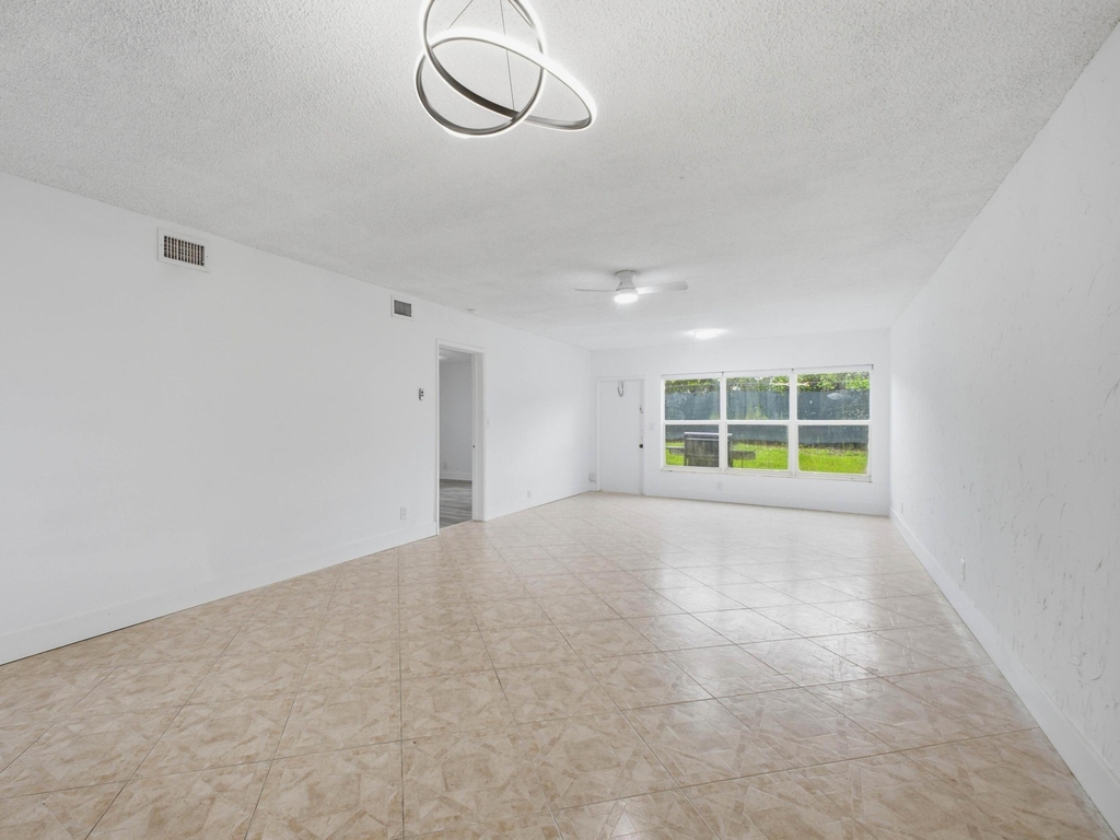 9160 Fairbanks Lane - Photo 21