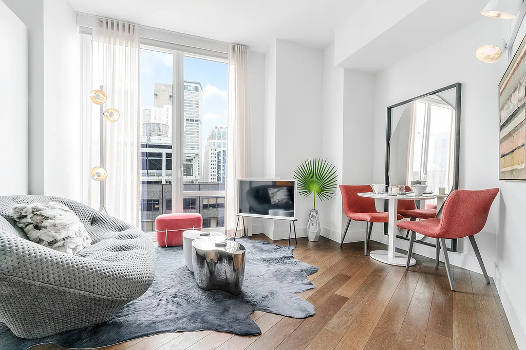 222 East 44th Street - Photo 1