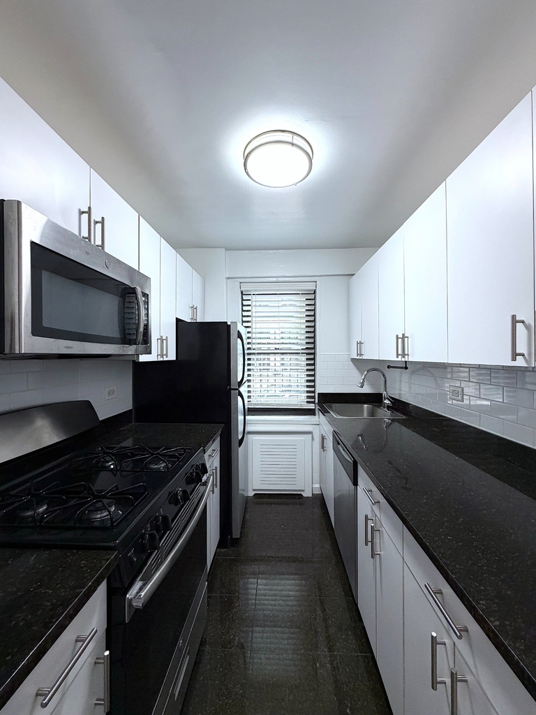 East 56th Street - Photo 1