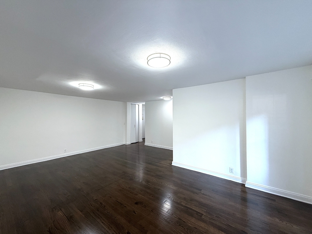 East 56th Street - Photo 0