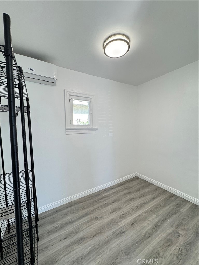 608 S Electric - Photo 4