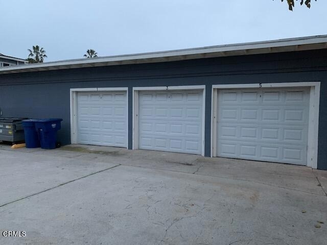 2272 Pierpont Lane - Photo 3