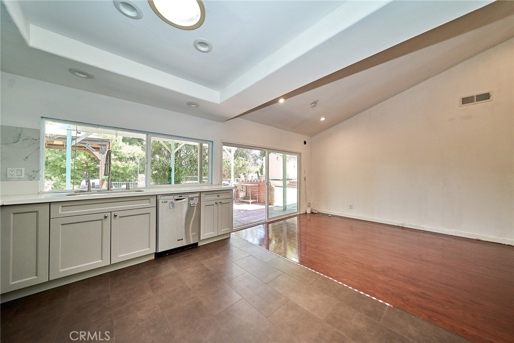 24217 Afamado - Photo 17