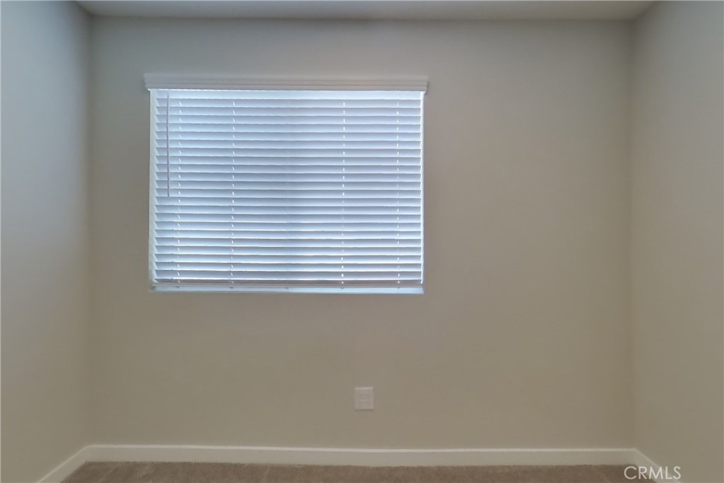 31677 Rosetta Street - Photo 8