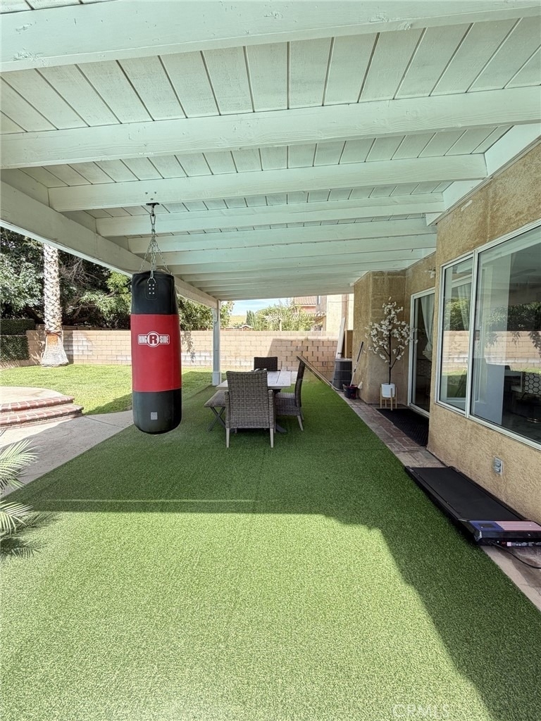601 Esther - Photo 18