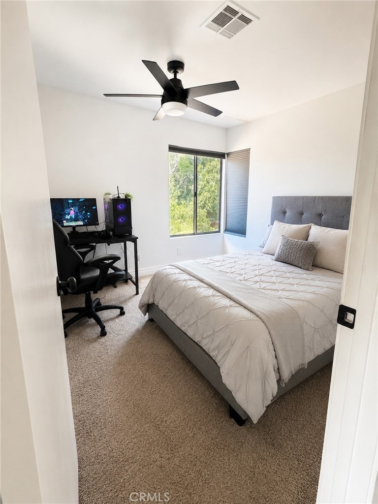 601 Esther - Photo 11
