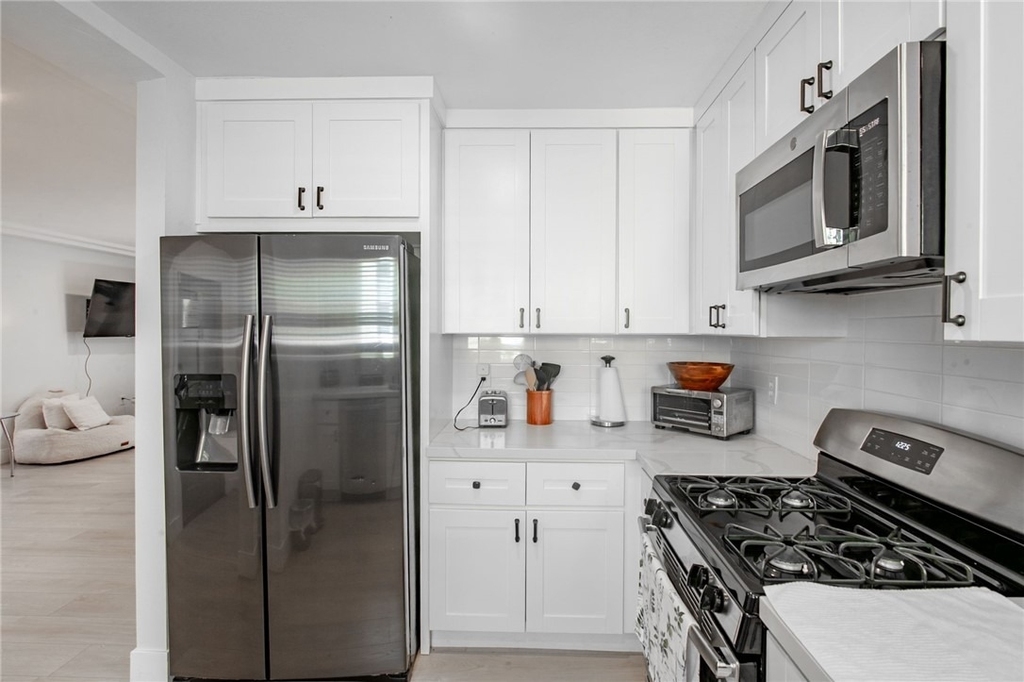 1419 S Curson Avenue - Photo 6