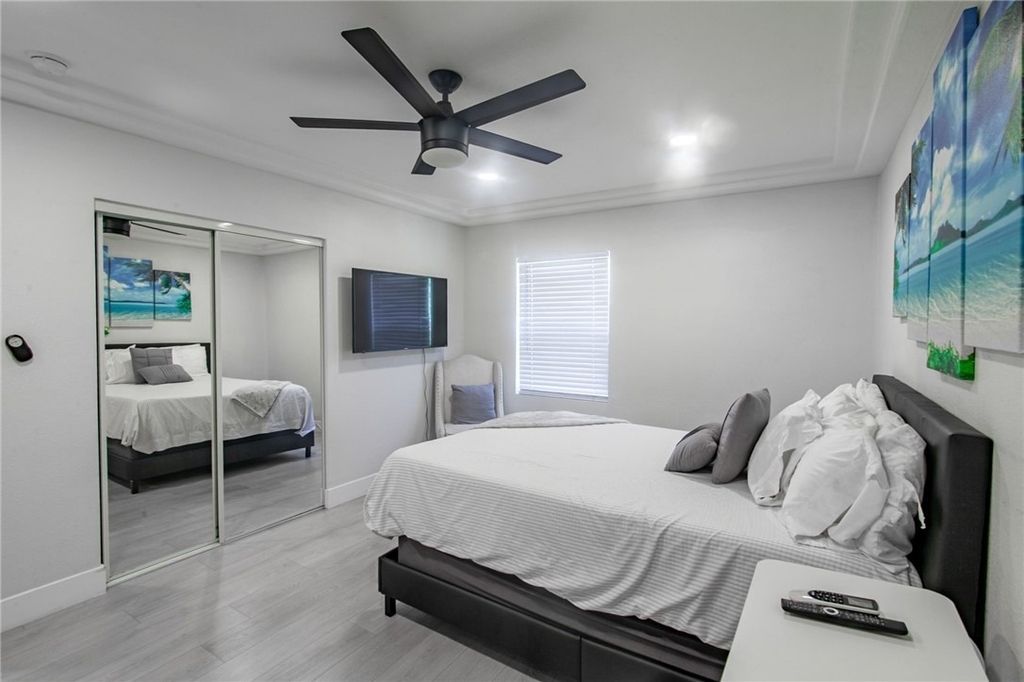 1419 S Curson Avenue - Photo 11
