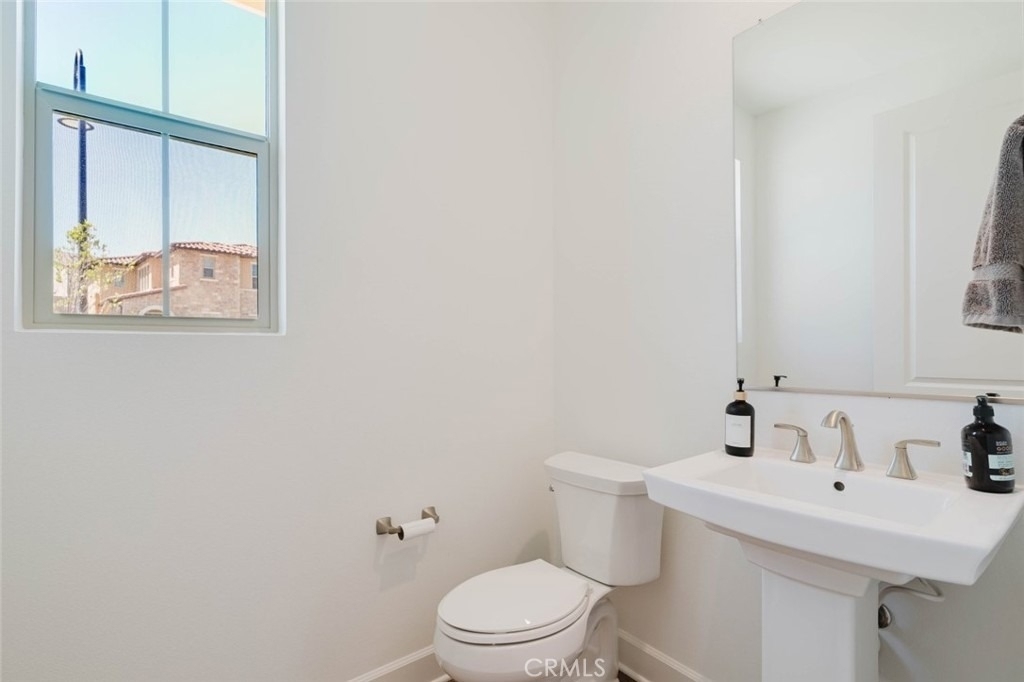 11716 Canoga Avenue - Photo 13
