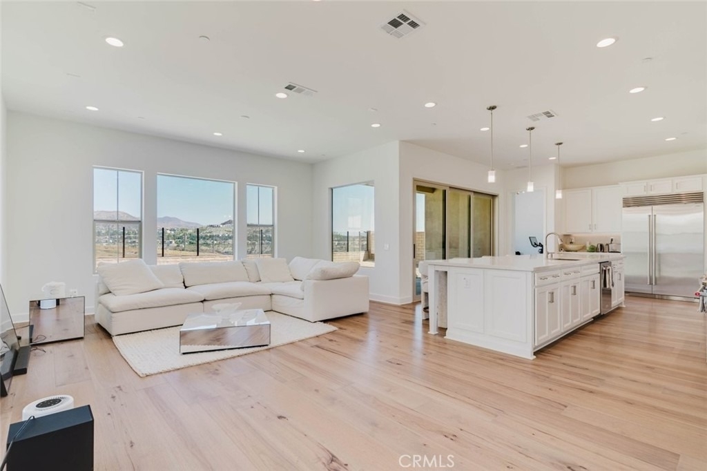 11716 Canoga Avenue - Photo 16