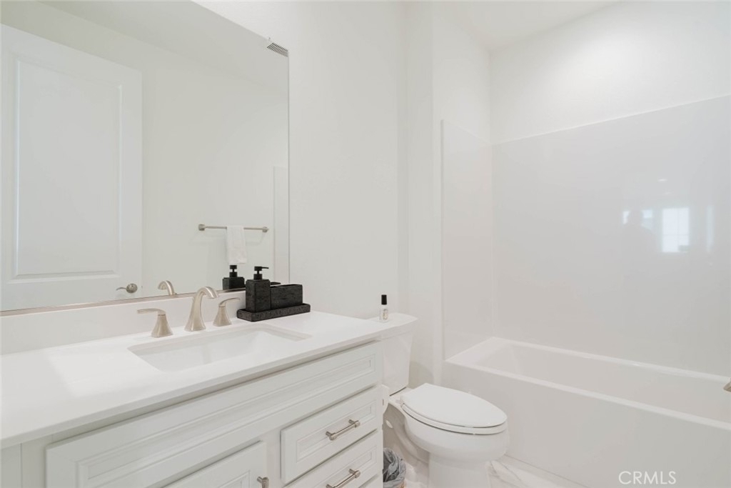 11716 Canoga Avenue - Photo 31
