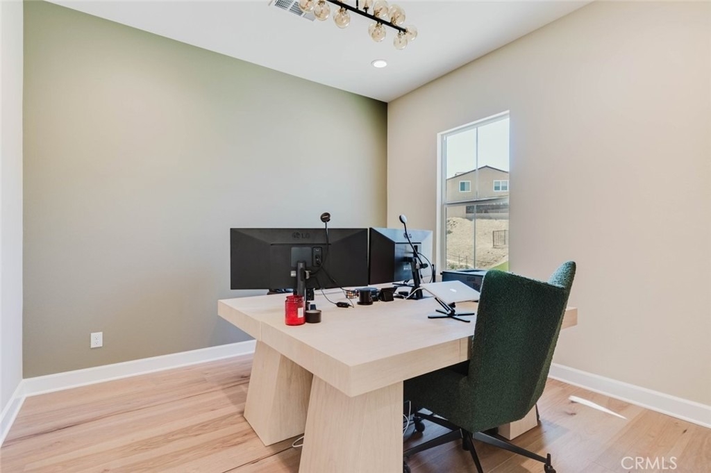 11716 Canoga Avenue - Photo 11