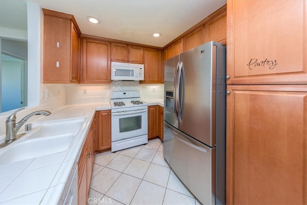 28440 Mirabelle - Photo 8