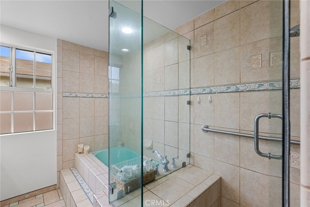 2449 23rd Street - Photo 15