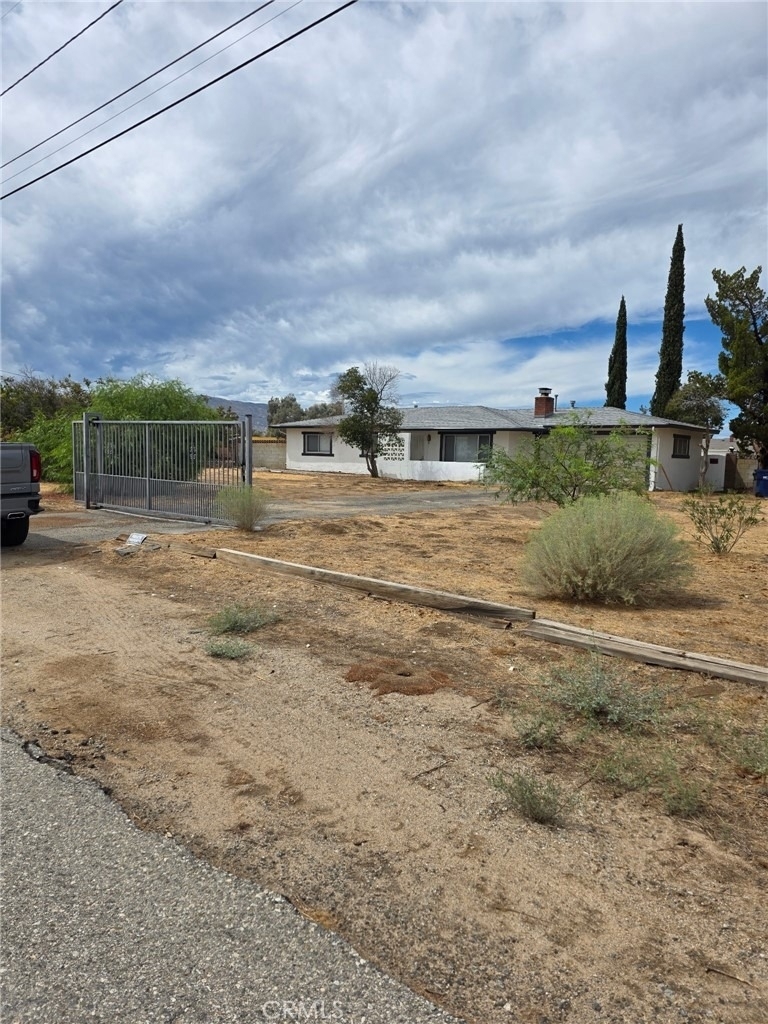 40655 11th W - Photo 0