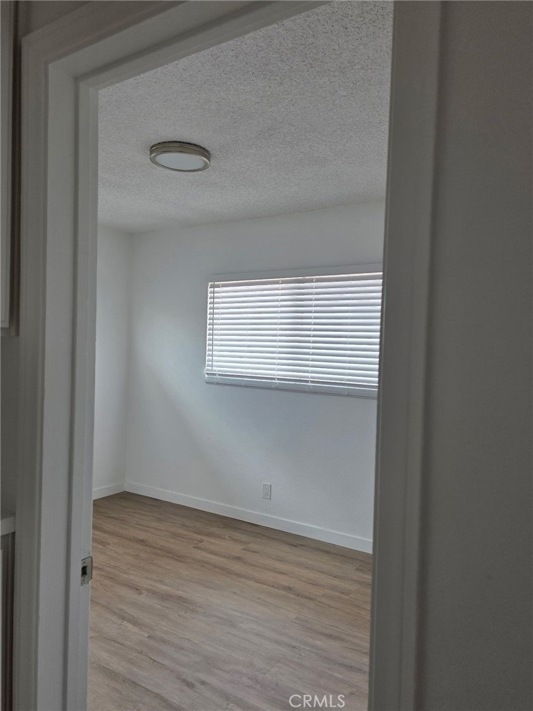 40655 11th W - Photo 5
