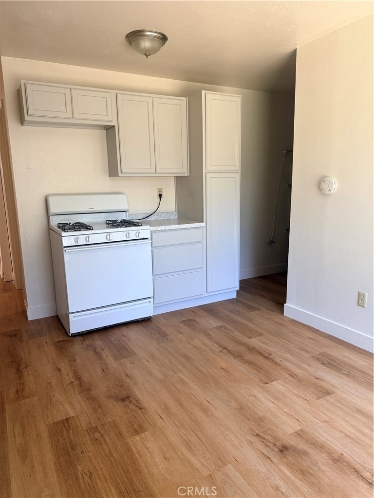 885 E 7th Avenue - Photo 5