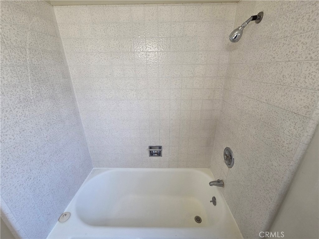 519 S Columbus Avenue - Photo 11