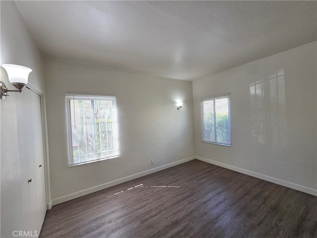 519 S Columbus Avenue - Photo 15