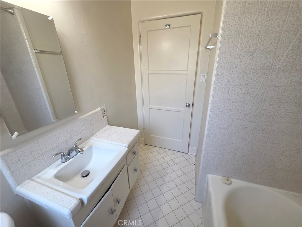 519 S Columbus Avenue - Photo 14