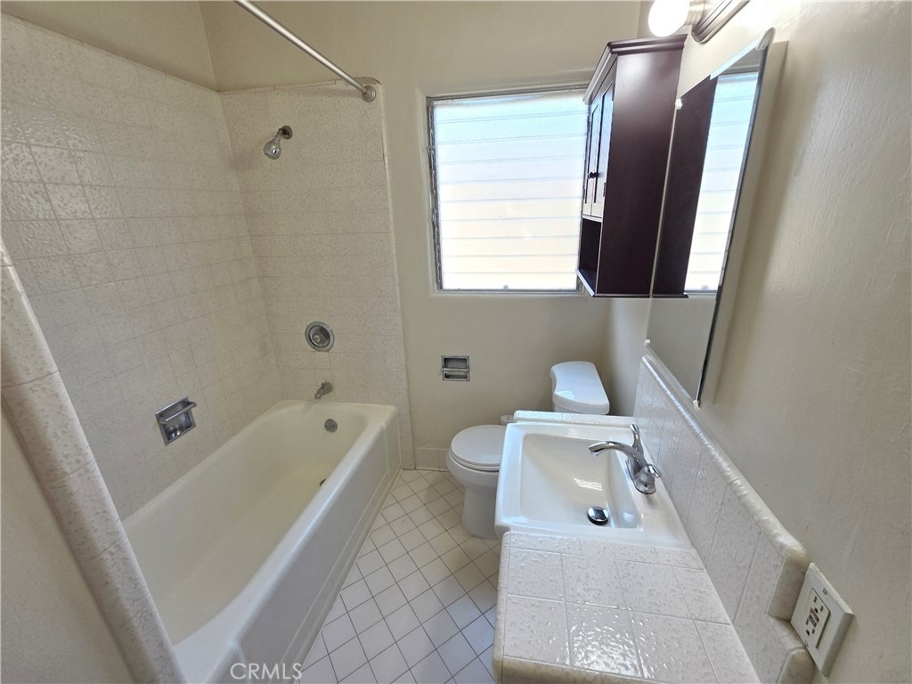 519 S Columbus Avenue - Photo 10