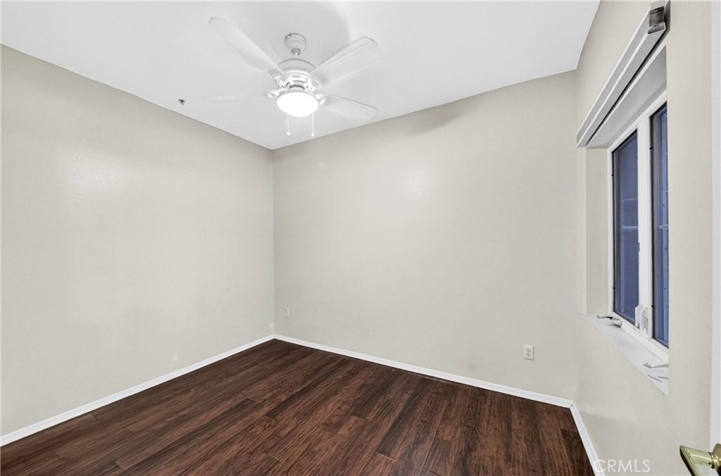 11124 Burbank Street - Photo 23