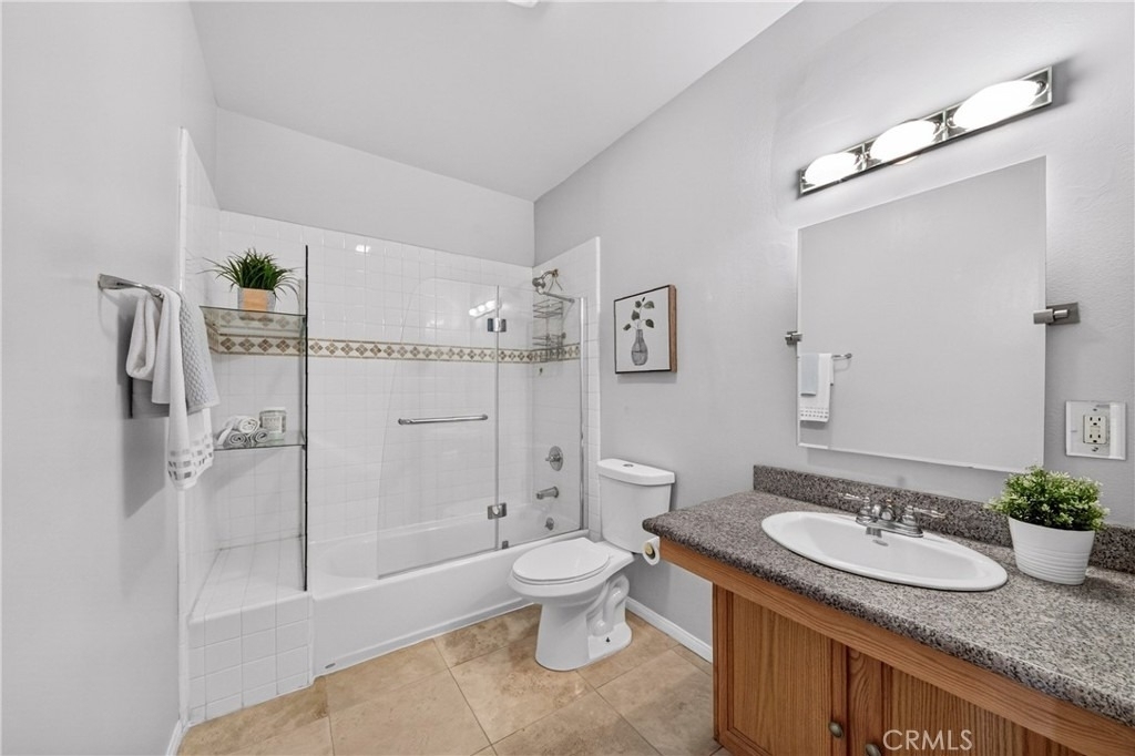 11124 Burbank Street - Photo 20