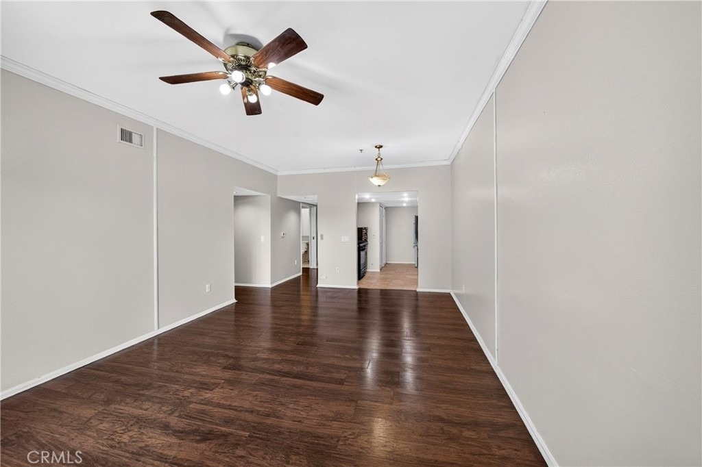 11124 Burbank Street - Photo 9