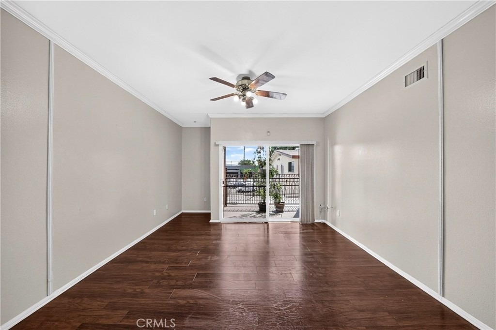 11124 Burbank Street - Photo 13