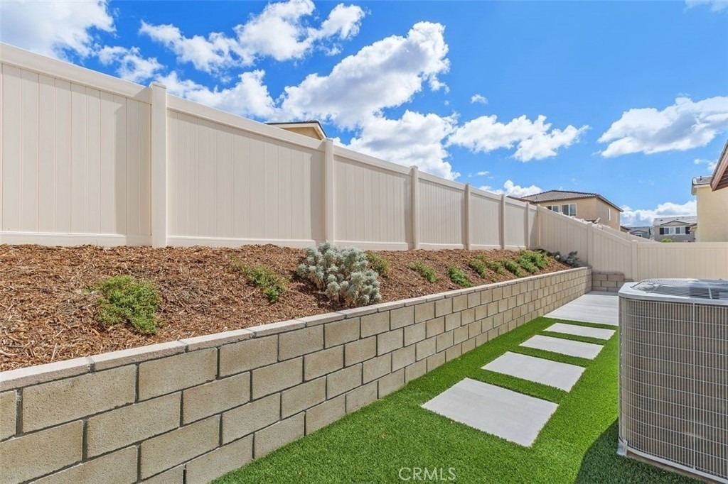 28876 Camaro Drive - Photo 28