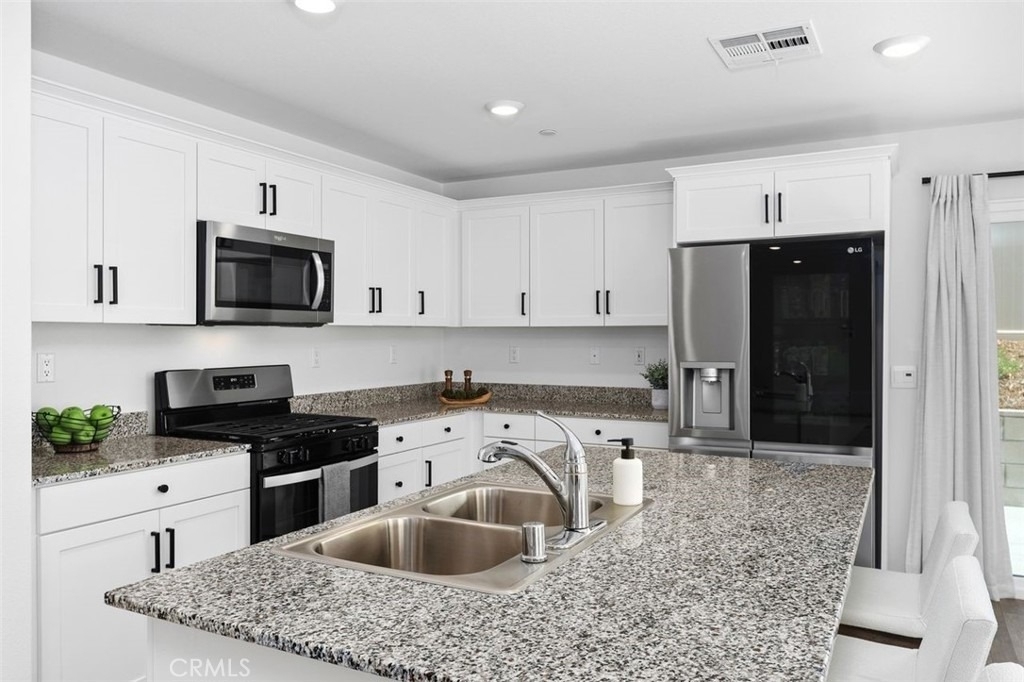 28876 Camaro Drive - Photo 9