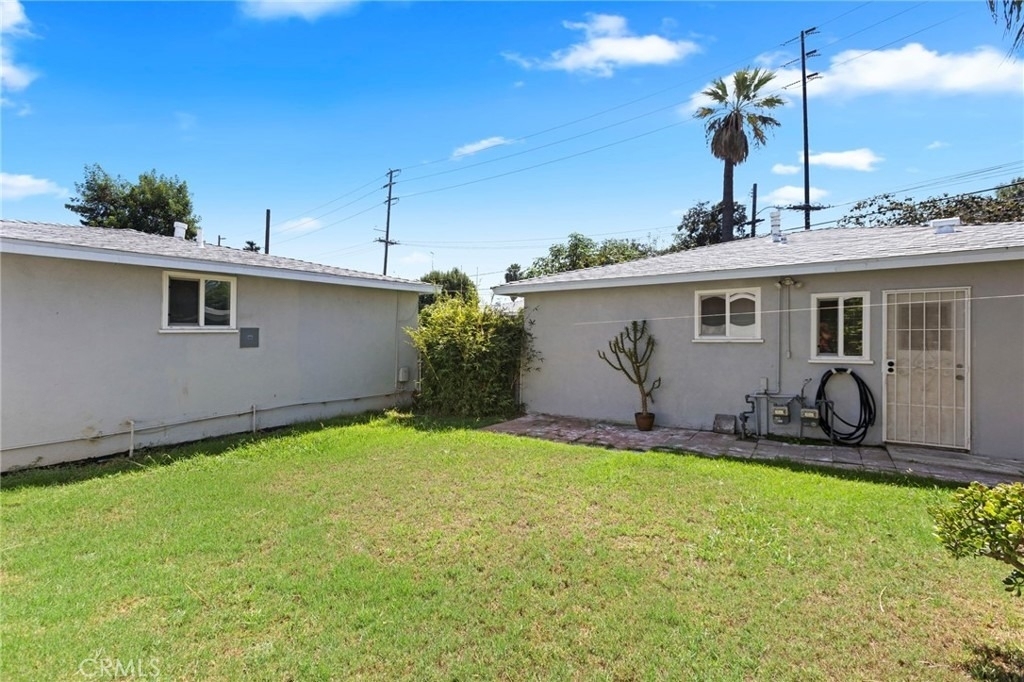 10325 Flora Vista Street - Photo 15