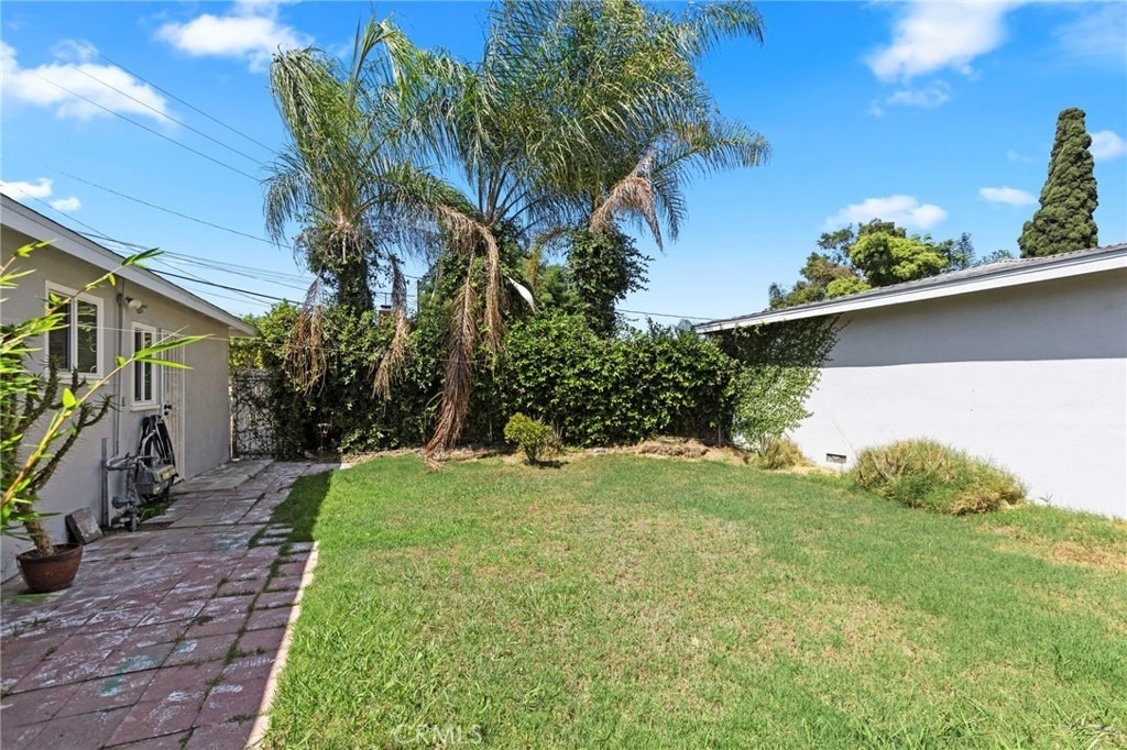 10325 Flora Vista Street - Photo 14