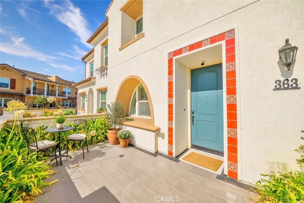 363 Lucia Lane - Photo 3