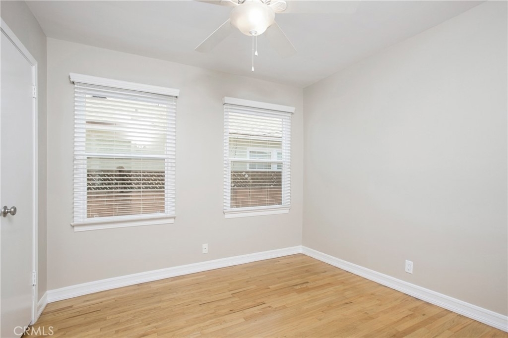 712 E Alder - Photo 12