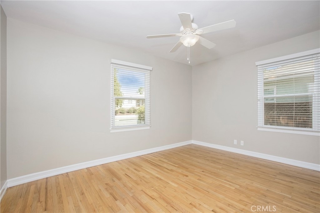 712 E Alder - Photo 13