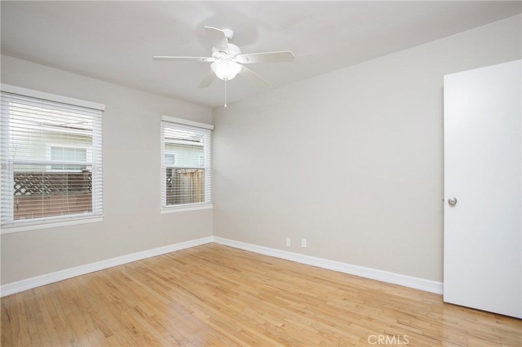 712 E Alder - Photo 10