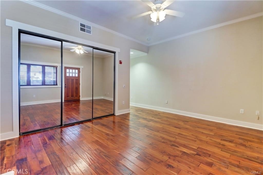 130 N Vermont - Photo 17