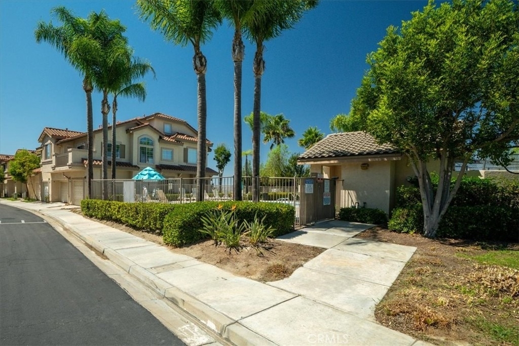 7743 E Viewrim - Photo 48