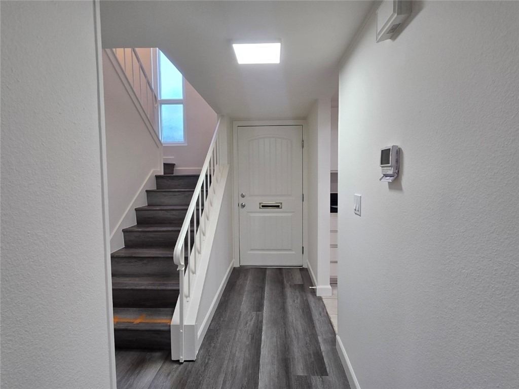 5475 Cajon - Photo 3