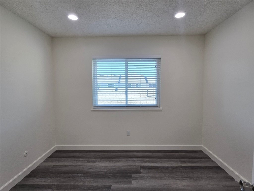 5475 Cajon - Photo 8