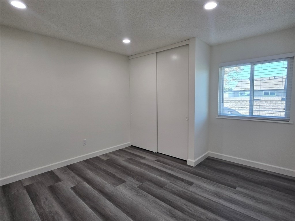 5475 Cajon - Photo 7