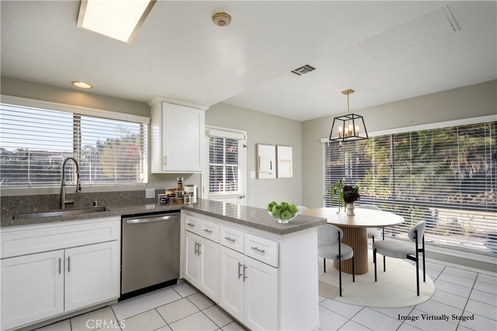714 W Avenida De La Merced - Photo 8
