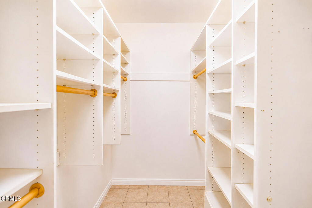 345 Pioneer Drive - Photo 8