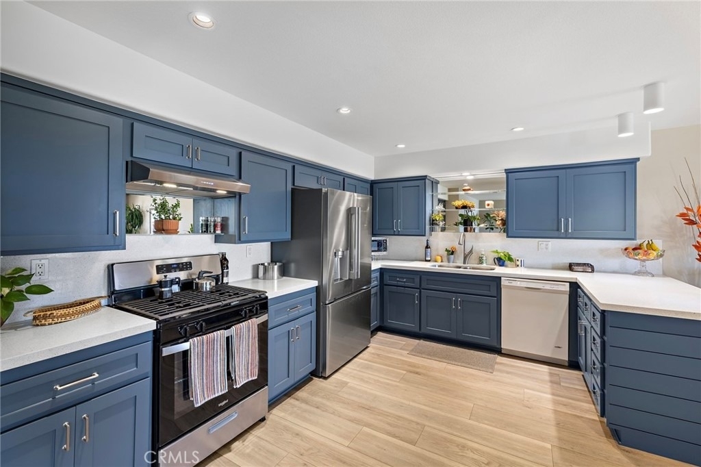 320 Encino Lane - Photo 28