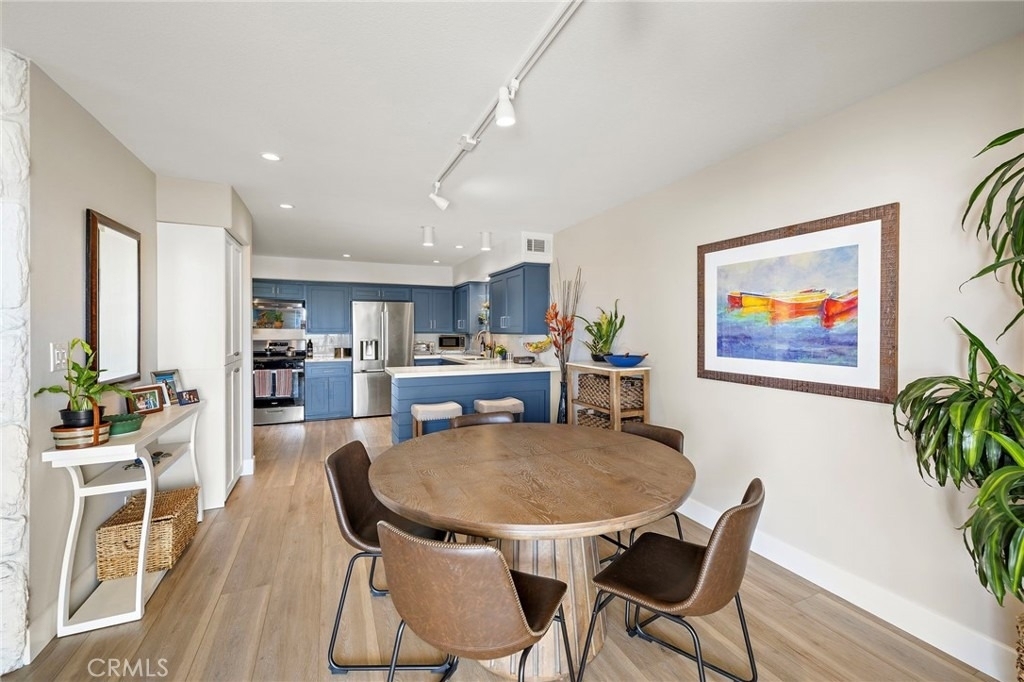320 Encino Lane - Photo 30
