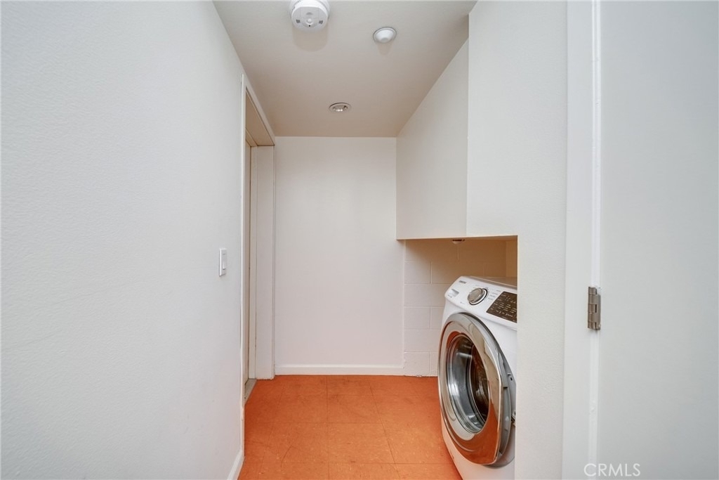 825 W Duarte Road - Photo 9