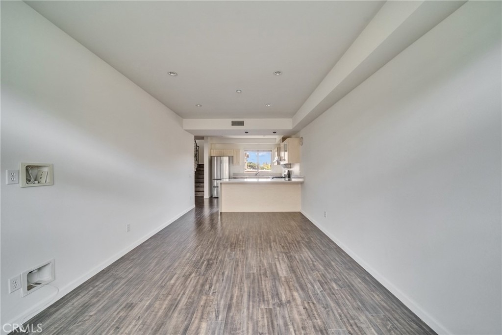 825 W Duarte Road - Photo 13