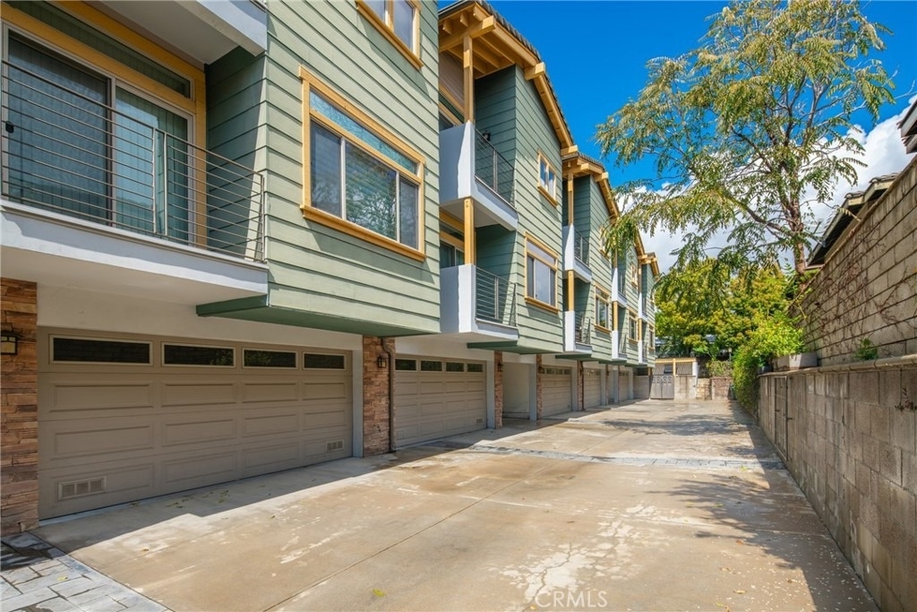 825 W Duarte Road - Photo 7