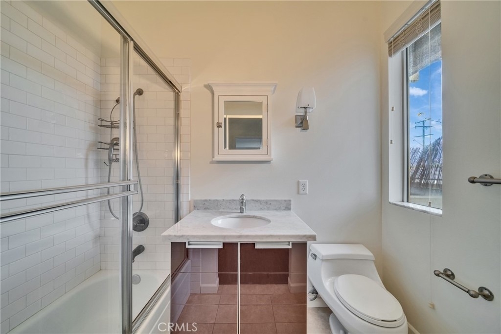 825 W Duarte Road - Photo 16